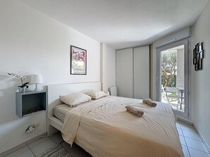 1 dormitorio, Internet, ropa de cama