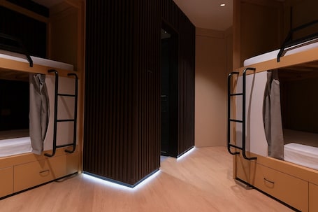 Ropa de cama de alta calidad, wifi gratis y ropa de cama