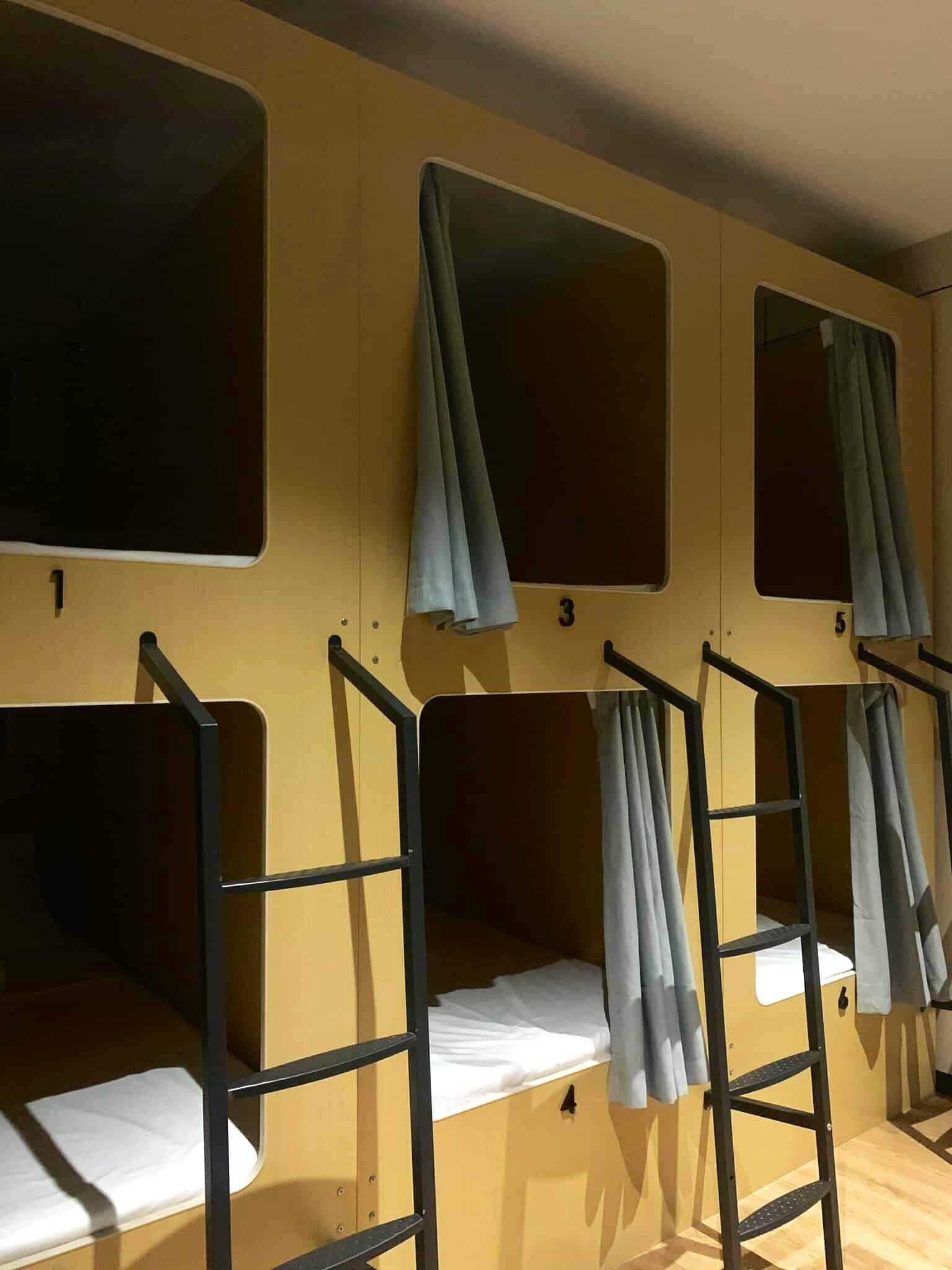 Literie de qualité supérieure, Wi-Fi gratuit, draps fournis