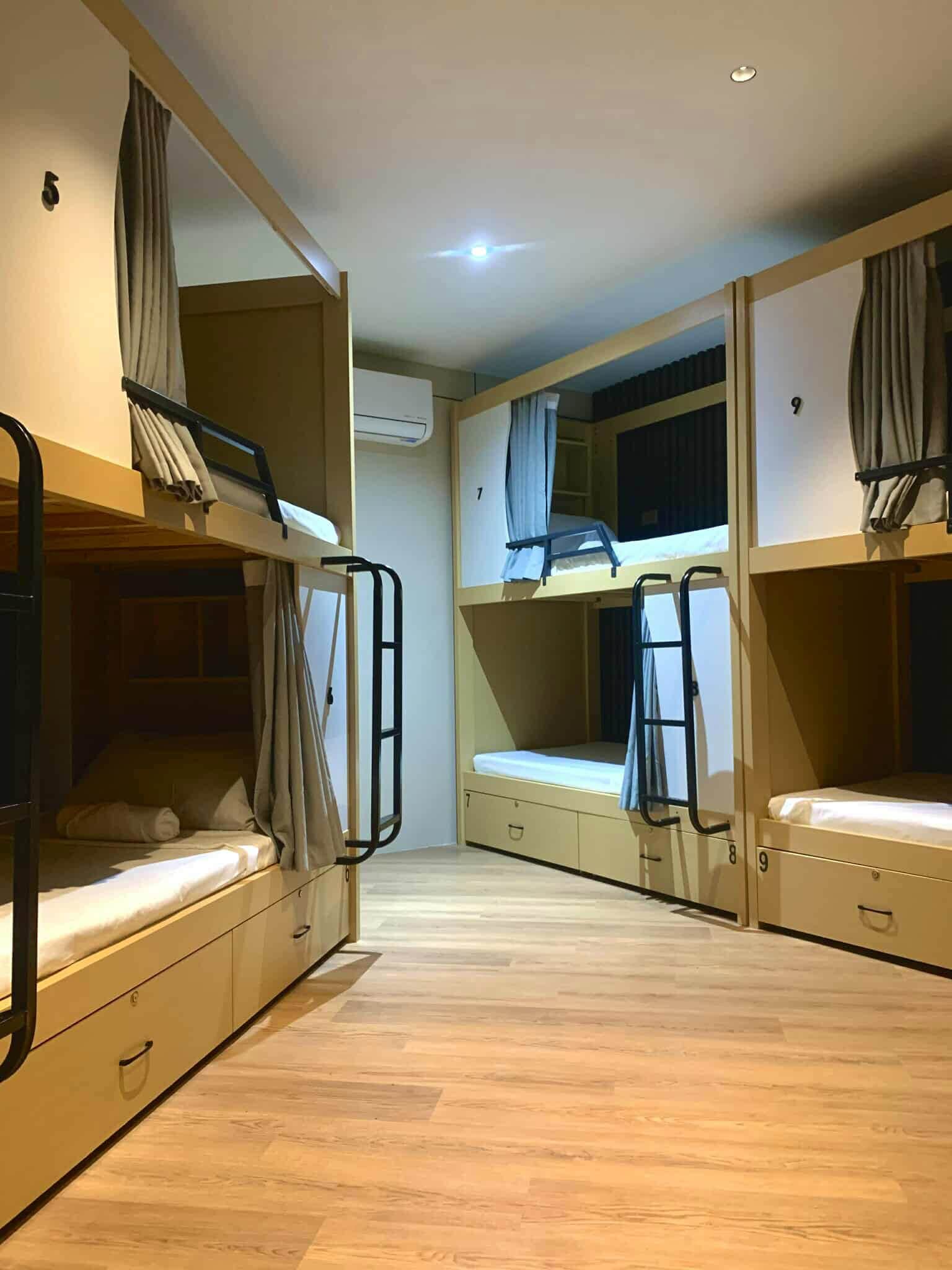 Literie de qualité supérieure, Wi-Fi gratuit, draps fournis