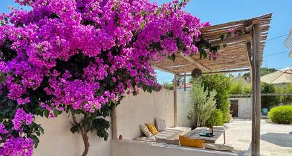 Villa Solea, piscine et Méditerranée