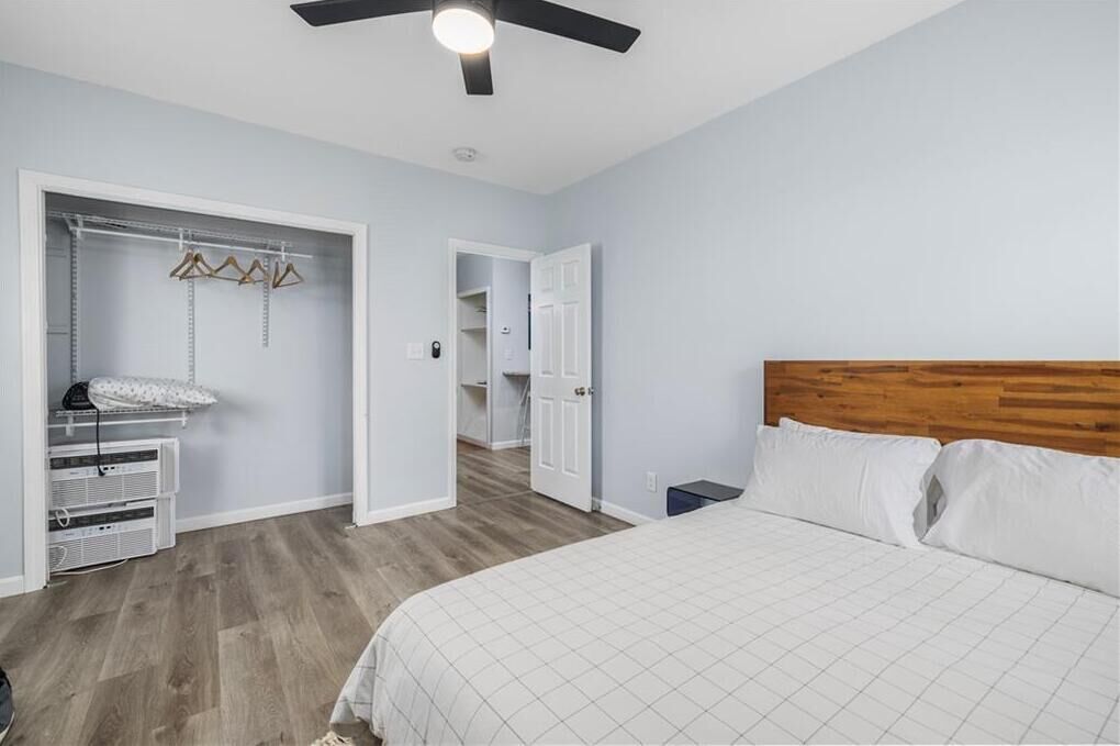 3 chambres, fer et planche à repasser, Wi-Fi, draps fournis