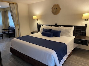 Junior Studio Suite