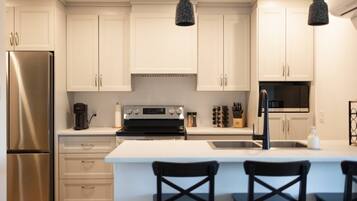 Fridge, microwave, oven, dishwasher