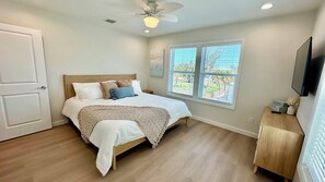 3 Schlafzimmer, Schreibtisch, Bügeleisen/Bügelbrett, kostenloses WLAN