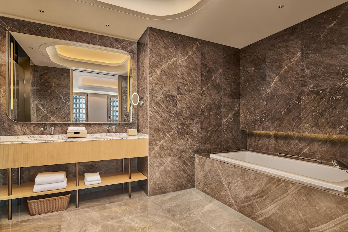 Hair dryer, children's dressing gowns, slippers, towels