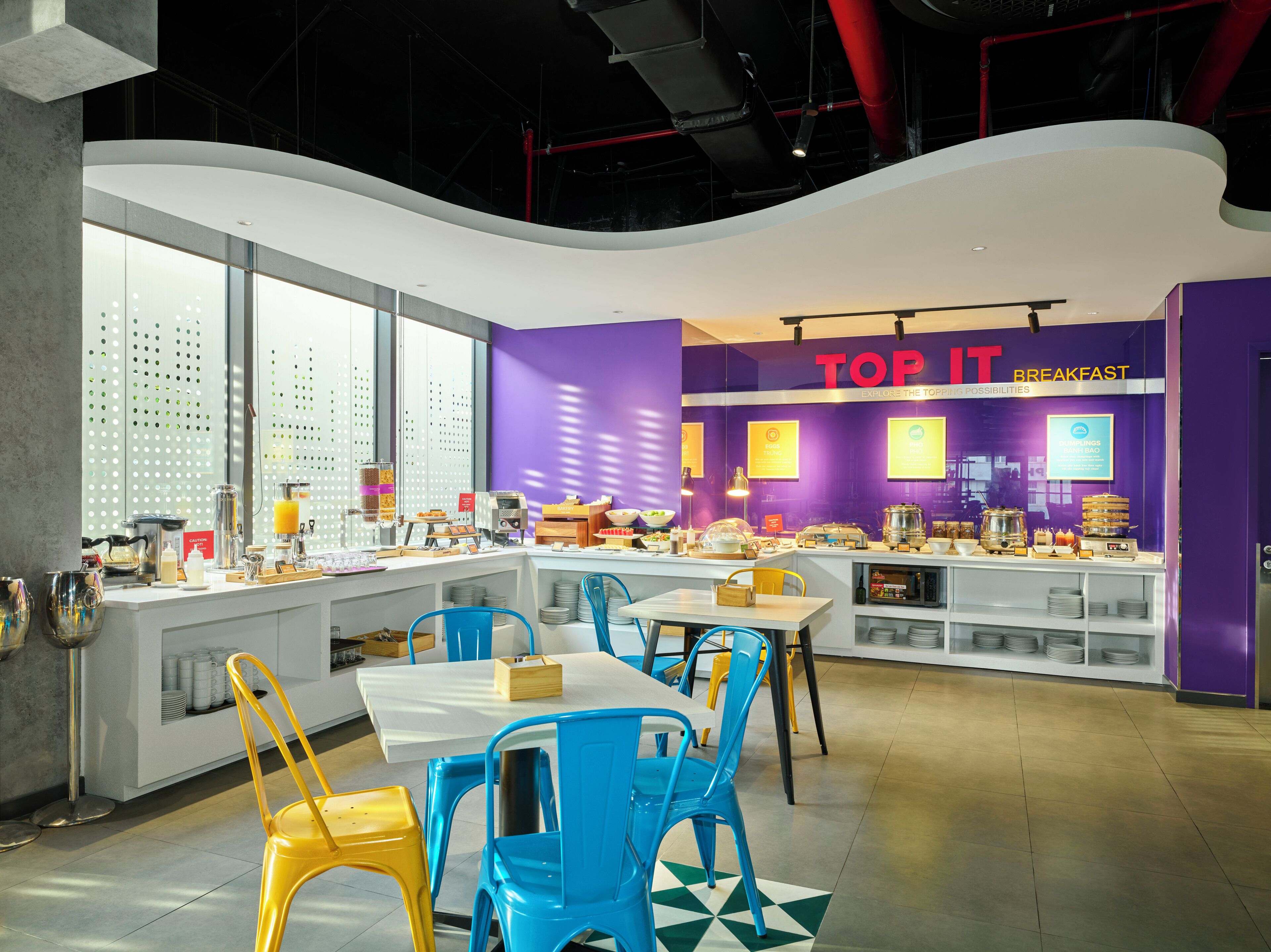 Free daily buffet breakfast 