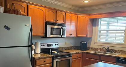 Quaint condo
