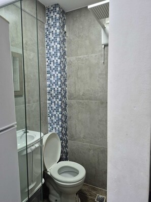 Handtücher, Toilettenpapier