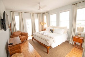 4 bedrooms