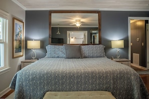 2 chambres, fer et planche à repasser, Wi-Fi gratuit, draps fournis