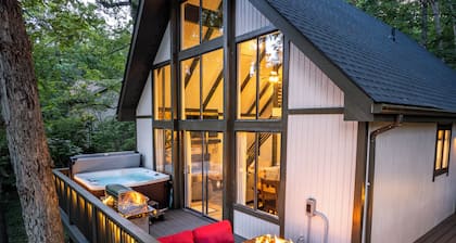 Serene Massanutten Retreat, Nestled in the Trees