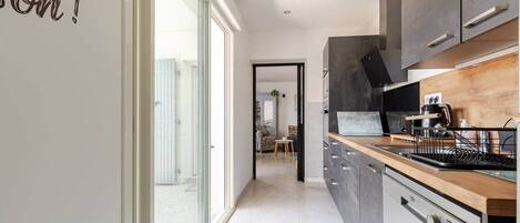 Fridge, microwave, oven, dishwasher