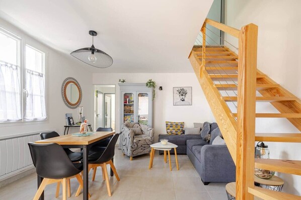 Interior - "Chez Céline et Frédéric" : house n°1 / T3 60m2 (Rochefort)