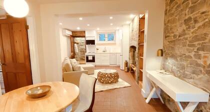 Historic Downtown Hideaway