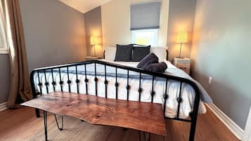 1 bedroom, desk, iron/ironing board, free WiFi