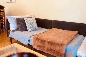 1 sovrum, skrivbord, strykjärn/strykbräda och gratis wi-fi