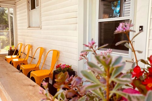Happy House | Free Parking | Downtown