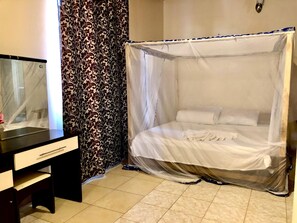 Iron/ironing board, free WiFi - Nyota Safari Lodge Moshi (Moshi)