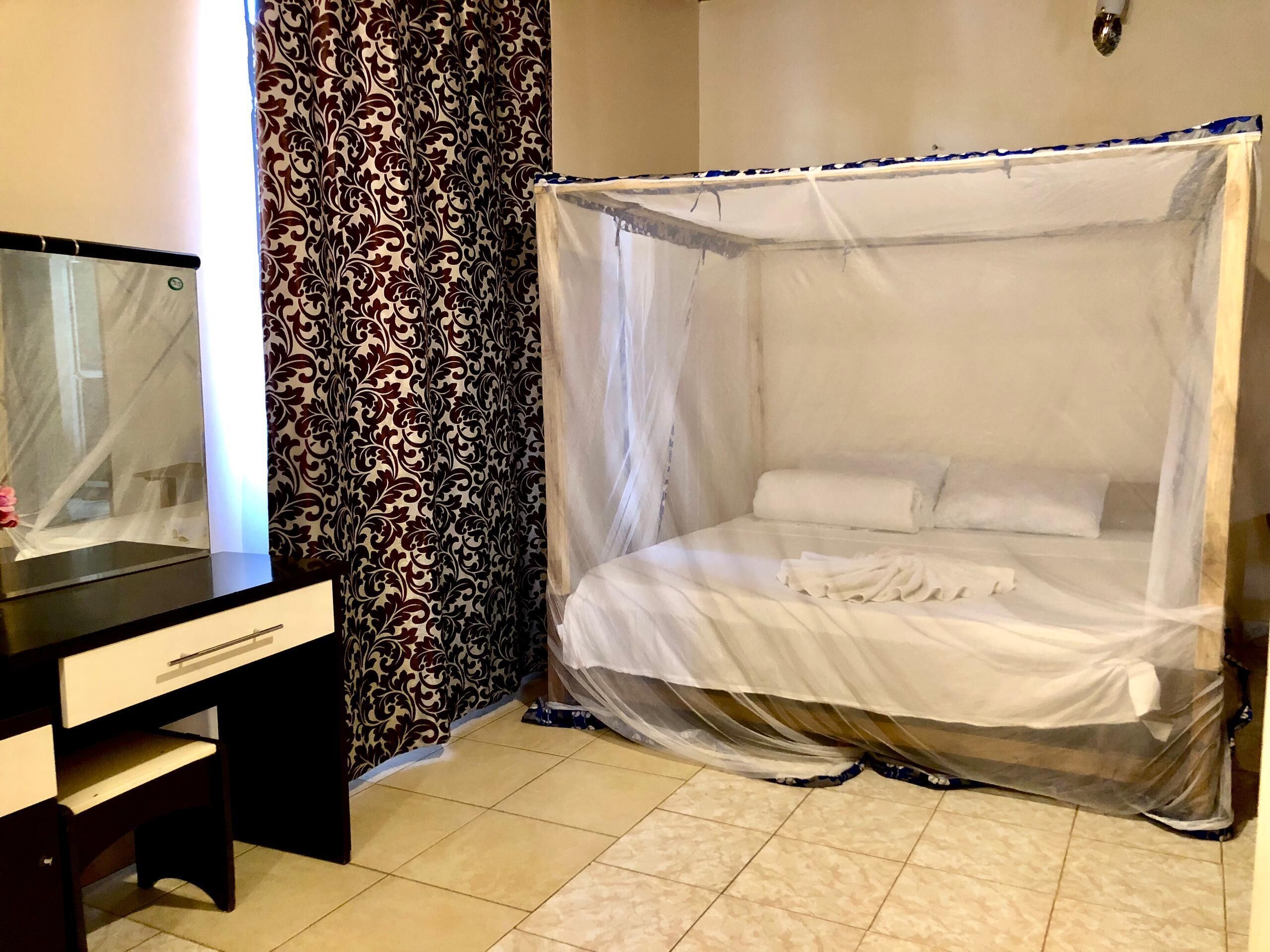 Neljän hengen comfort-huone | Silitysrauta/-lauta, ilmainen Wi-Fi