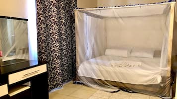 Comfort Quadruple Room | Seterika/papan seterika, Wi-fi percuma