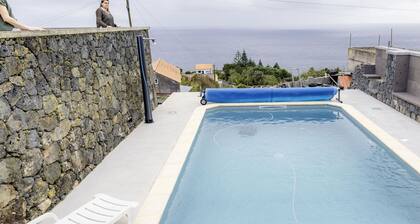 Sunset Pool House in Feteira