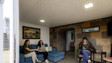 Apartment, Smoking | 3 bedrooms