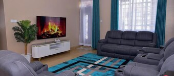 Lux Suites comfy Homestays Nakuru