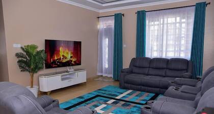 Lux Suites comfy Homestays Nakuru