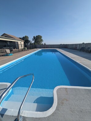 Courtyard - Wichita's Spring Lake RV Resort (Halstead)