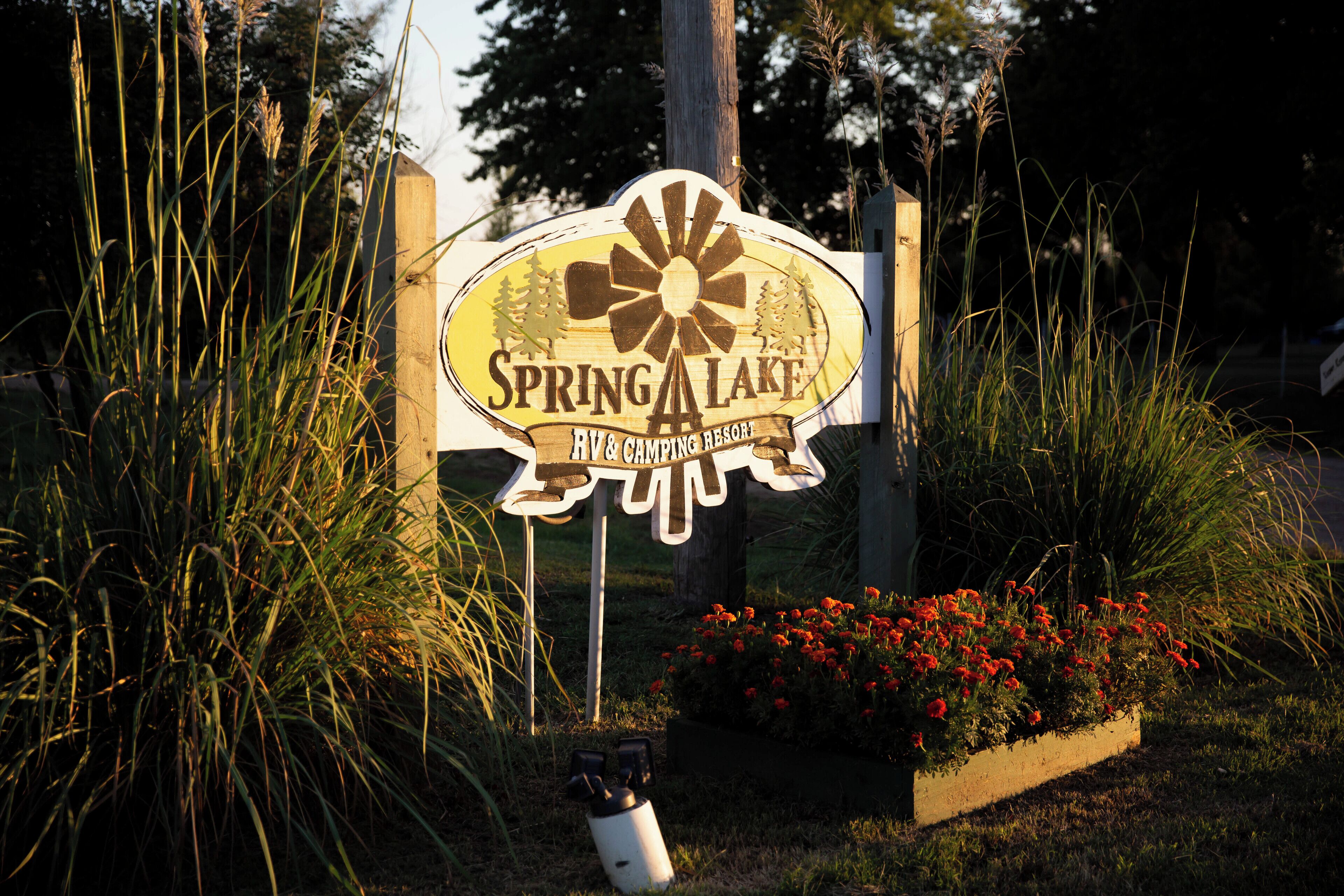 숙박 시설 입구