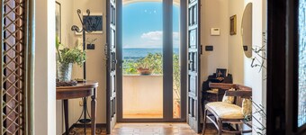 Galatea e Giardino delle Esperidi apartments with pool by Wonderful Italy