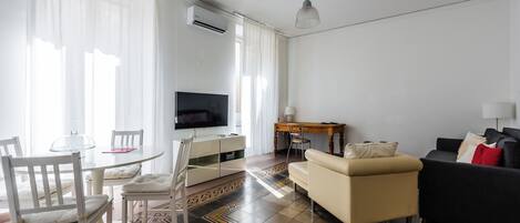 Standard Apartment, 2 Bedrooms (Apartment) | Living area | 30-inch TV with satellite channels