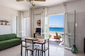 Interior - La casa dell'Isola by Wonderful Italy (Syracuse)