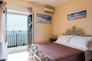 Iron/ironing board, free WiFi, bed sheets - Naxos Bay View with Terrace by Wonderful Italy (Giardini Naxos)