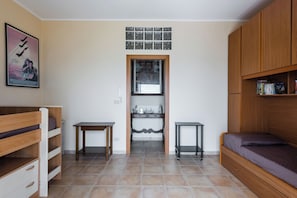Maison Standard, 2 chambres (Apartment) | Fer et planche Ă repasser, accĂšs au Wi-Fi (inclus), literie fournie