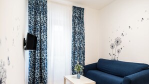 สแตนดาร์ดอพาร์ทเมนท์, 2 ห้องนอน (Apartment) | บริเวณนั่งเล่น