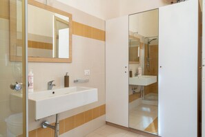 Appartement Standard, 1 chambre (Apartment) | Salle de bain