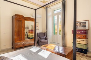 Iron/ironing board, cots/infant beds, free WiFi, bed sheets - Casa del Conte con Terrazza by Wonderful Italy (Noto)