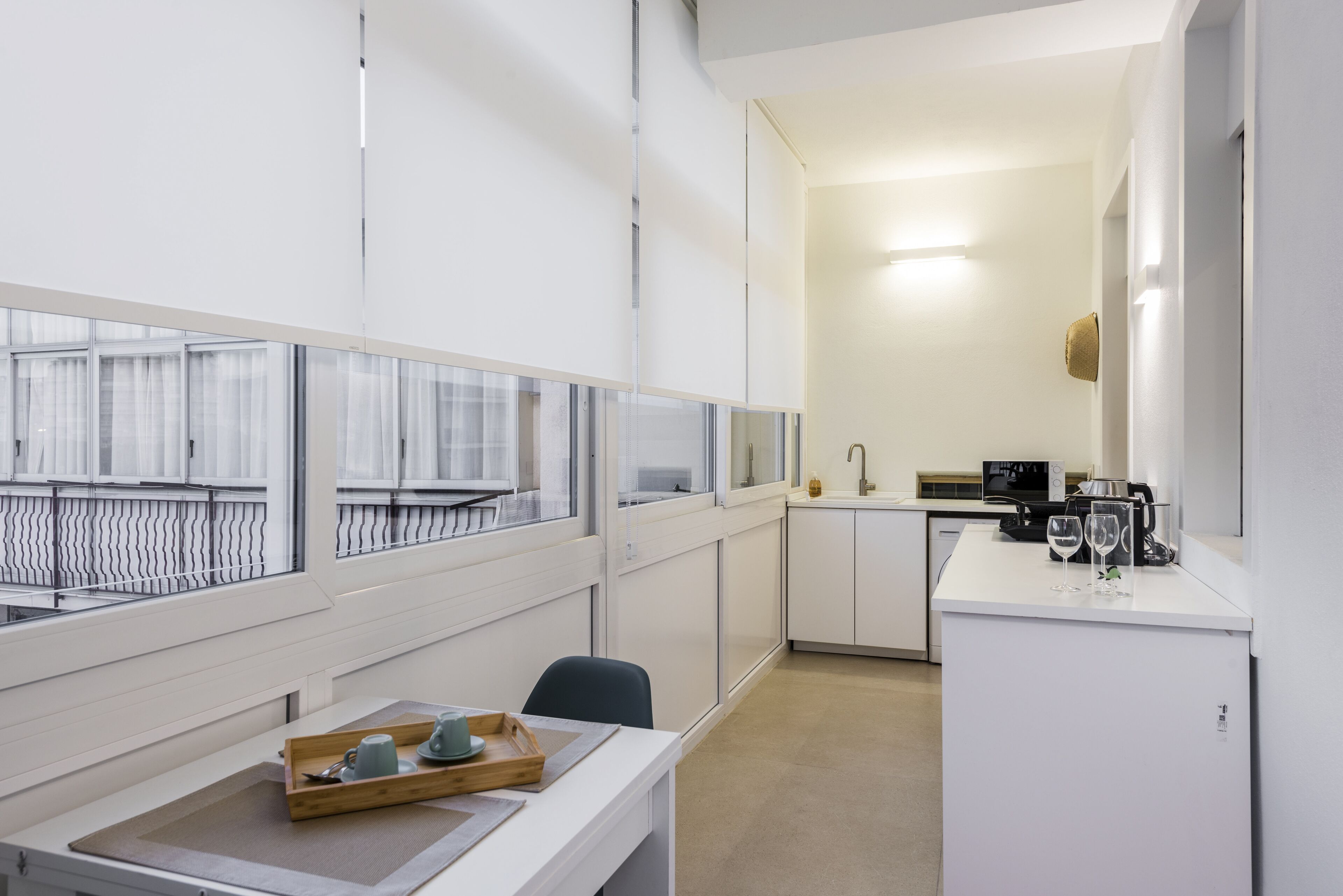 Estúdio standard, 1 quarto (Apartment) | Cozinha privada | Geladeira, micro-ondas, cooktop, talheres/pratos/utensílios de cozinha