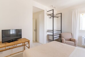 Villa Standard, 5 chambres (Apartment) | Ameublement personnalisé, fer et planche à repasser, Wi-Fi gratuit