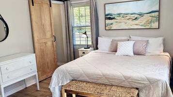 3 camere, una scrivania, Wi-Fi gratuito, lenzuola