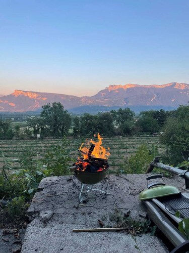 Grand domaine historique avec jacuzzi - gîte 12 pers. - calme & nature