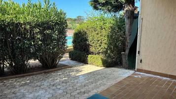 Enceinte de lâhĂ©bergement