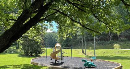 Eagles Landing- Mountain/lake view. In Bear Paw. Brand new, handicap friendly.