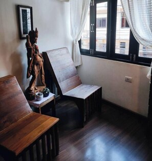 Interior - Around The World Bed and Breakfast (Bangkok)