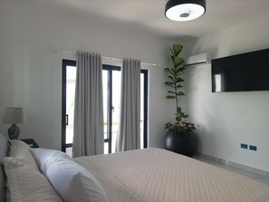 3 عدّة غرف نوم ومكواة/لوح كي وواي فاي مجانًا وملاءات أسرّة