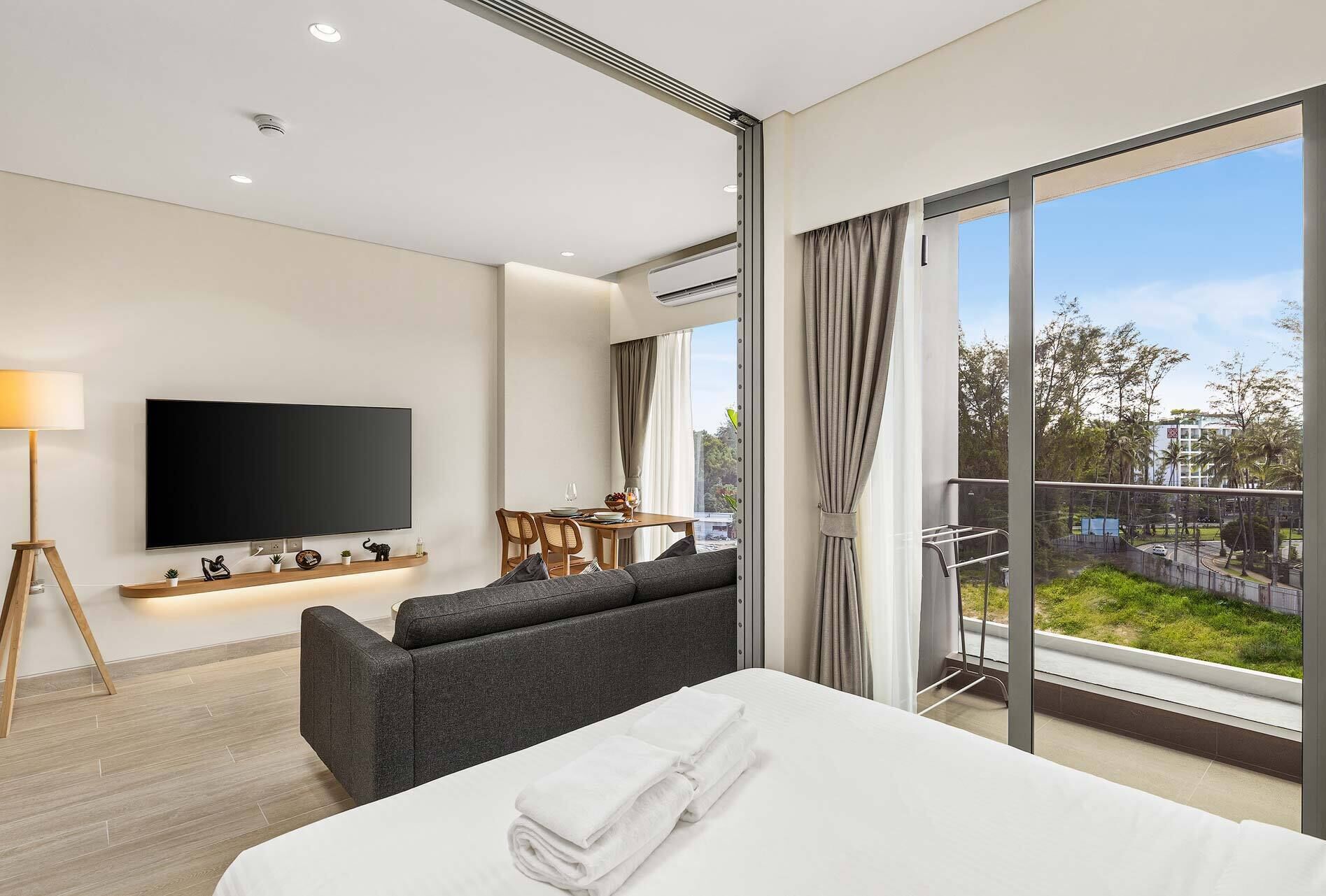 Basic Apartment, Non Smoking, Balcony | In-room safe, blackout drapes, soundproofing, iron/ironing board