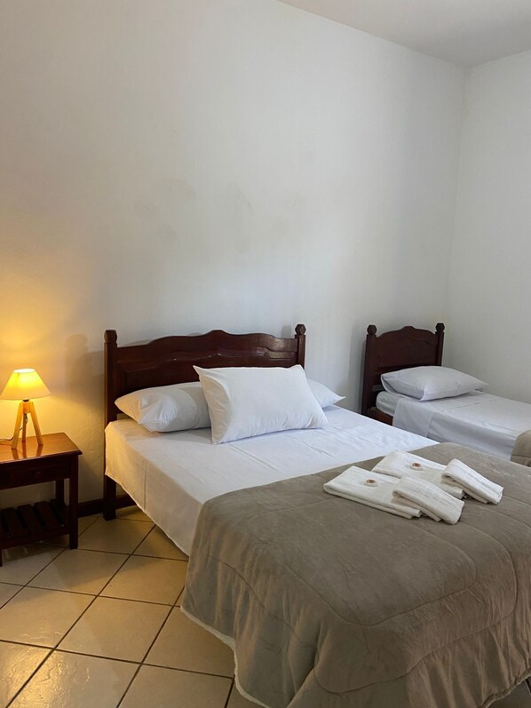 1 bedroom, WiFi, bed sheets