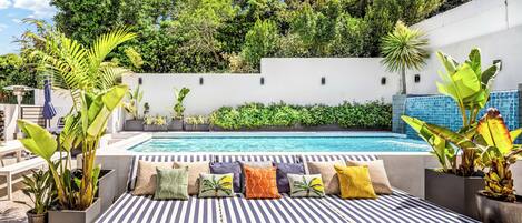 Outdoor pool, a heated pool